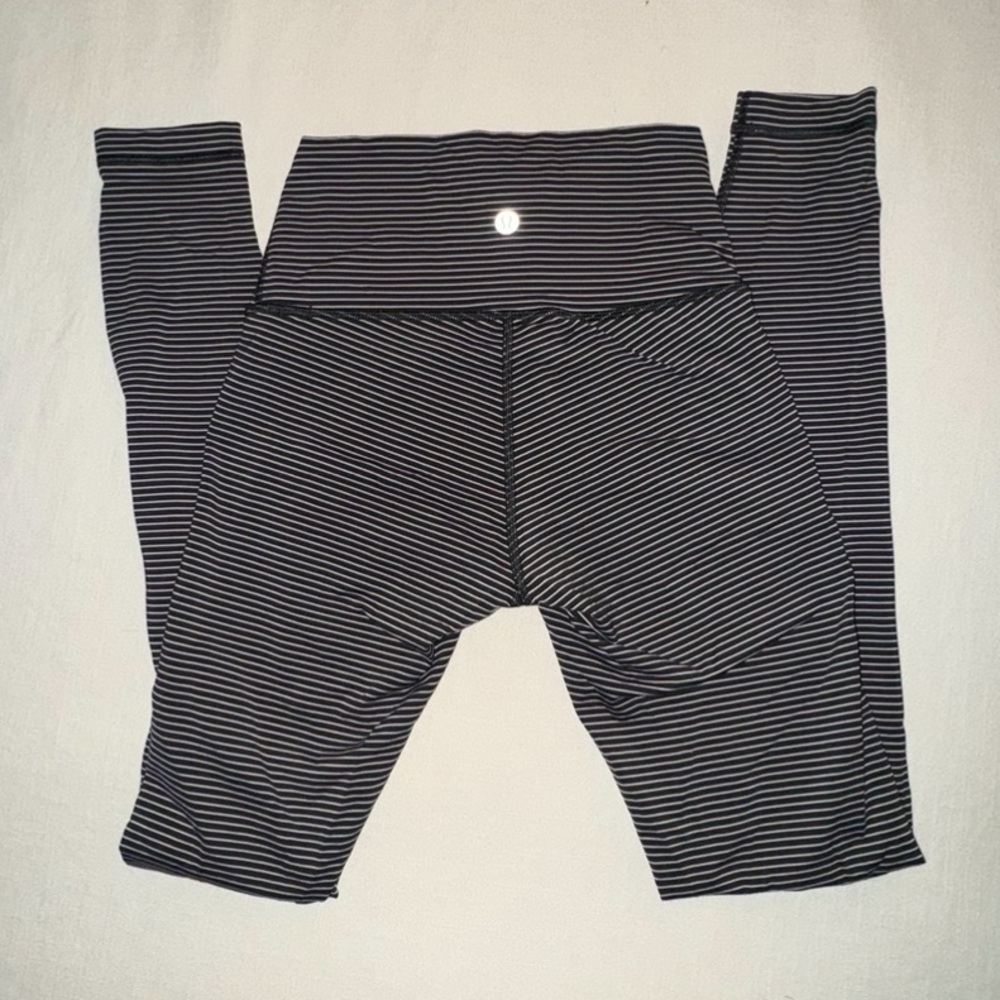 Lululemon Wunder Under *Luxtreme
Hype Stripe Deep Coal Mink Berry